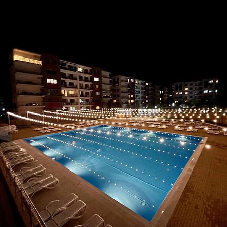 Apartment "Solar 48", Private Parking, One Bedroom Bucarest Esterno foto